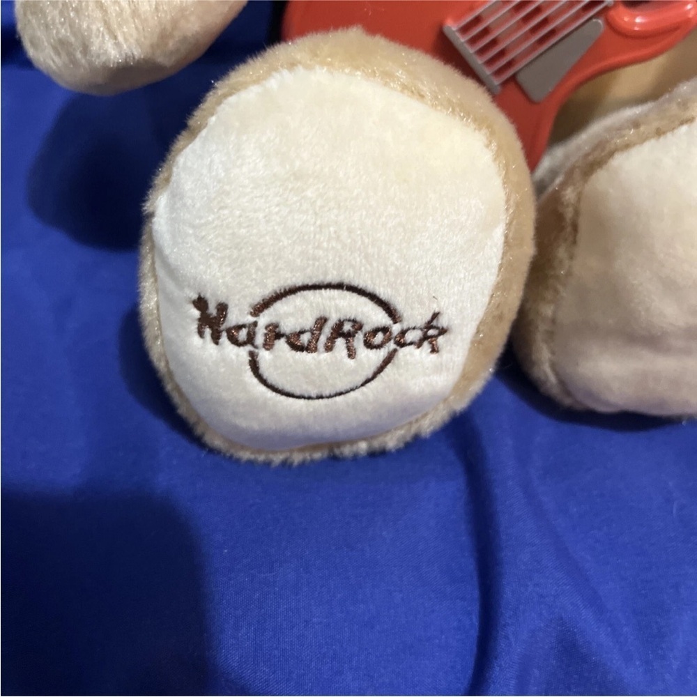 JAPAN OSAKA Hard Rock Rockin Rob Animated  Plush Teddy Bear w/ Guitar NWT 12” - Picture 5 of 9